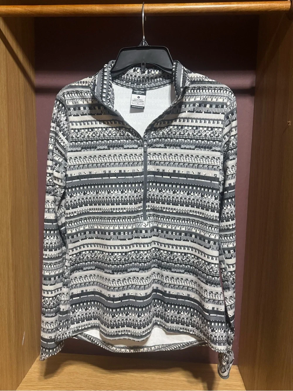 Nike Pro Dri-FIT Women’s L Geometric Print 1/4 Zip Pullover